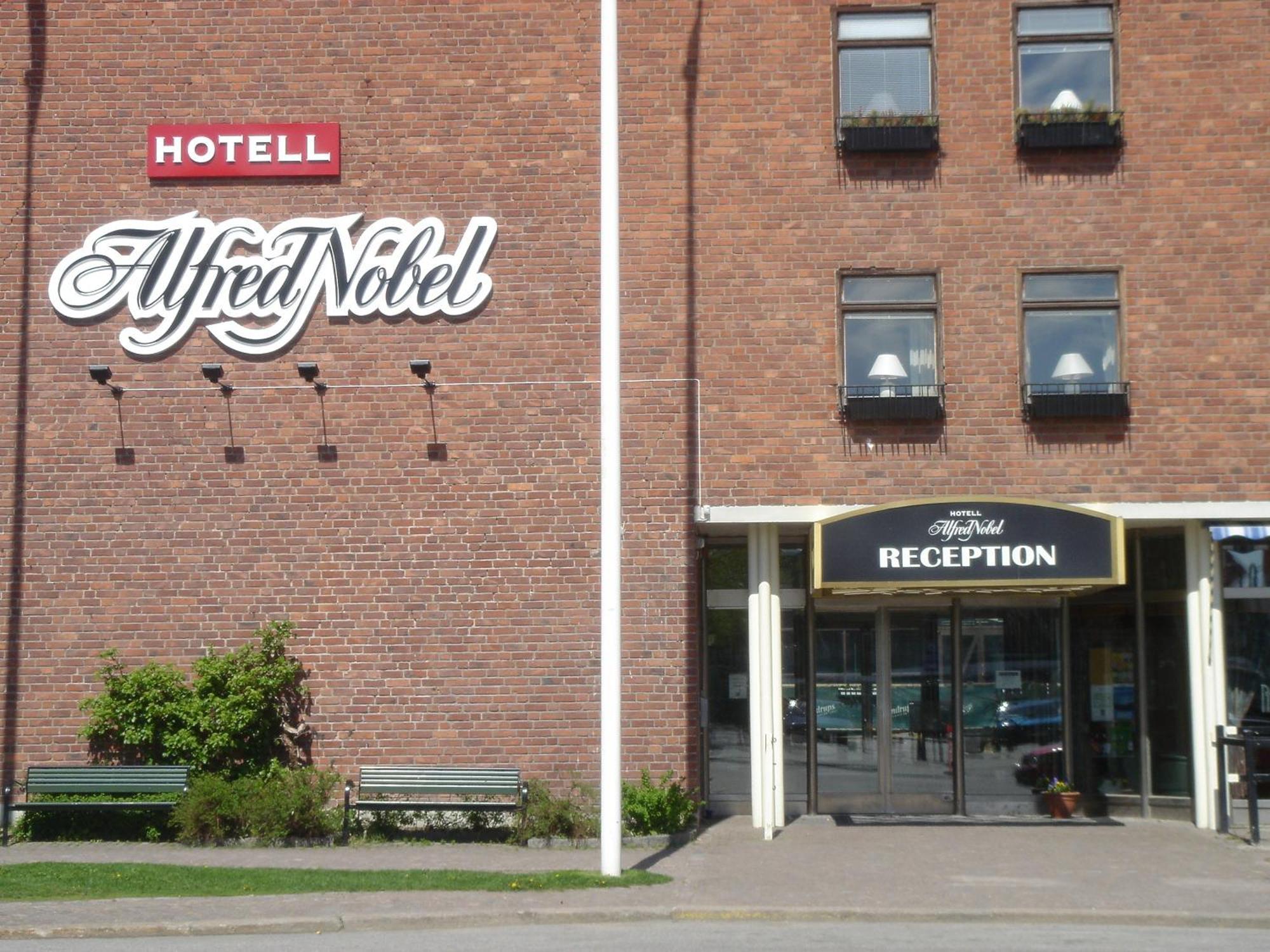 Hotell Alfred Nobel 카를스코가 외부 사진